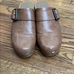 Universal Thread Tan Leather Mules with Buckle